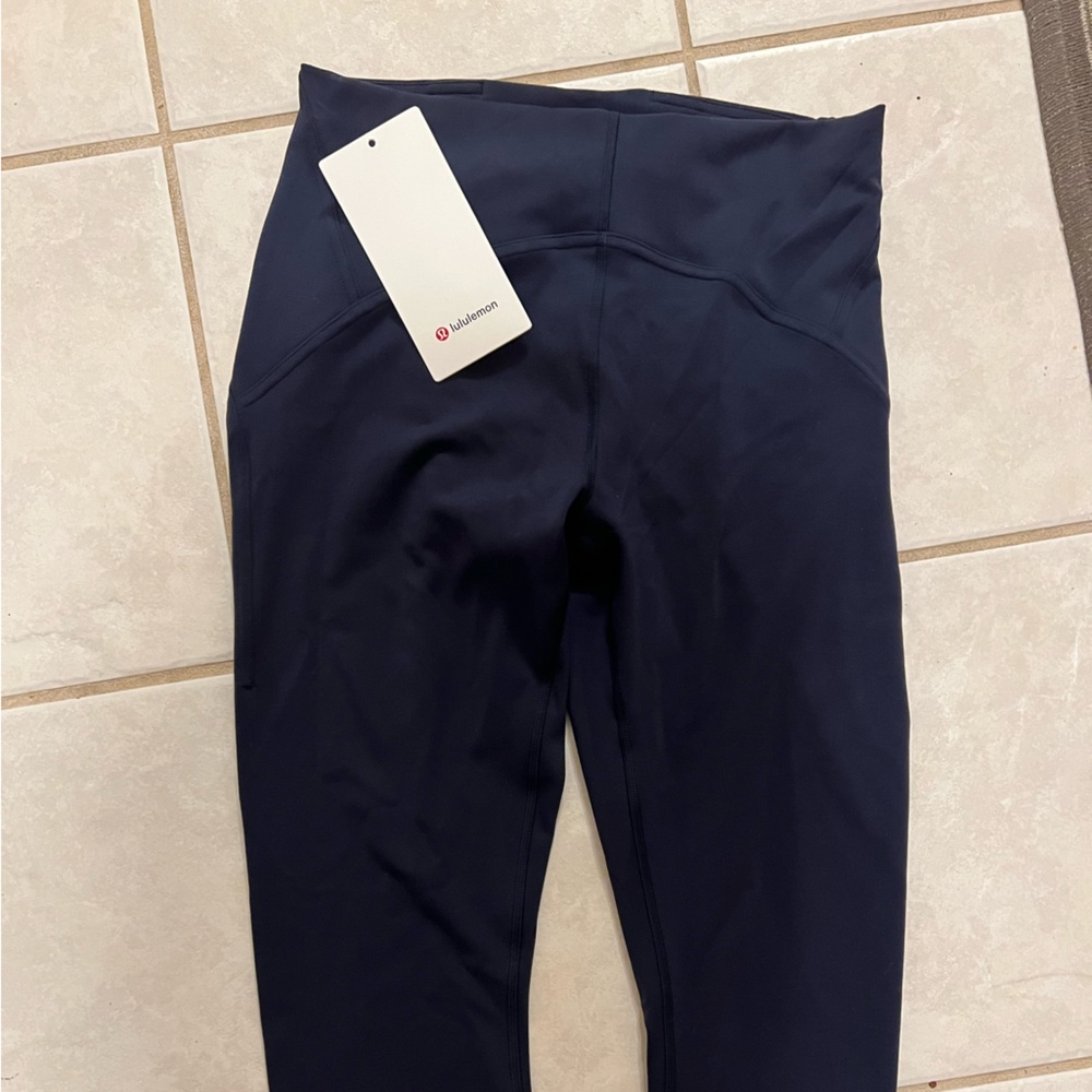 NWT LULULEMON LEGGINGS 🍋